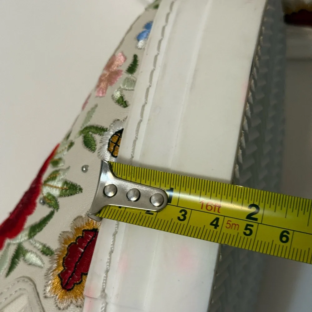 Alice + Olivia Sz 8 leather Sasha Floral Embroidered Slip-On Platform Sneakers - Picture 5 of 9